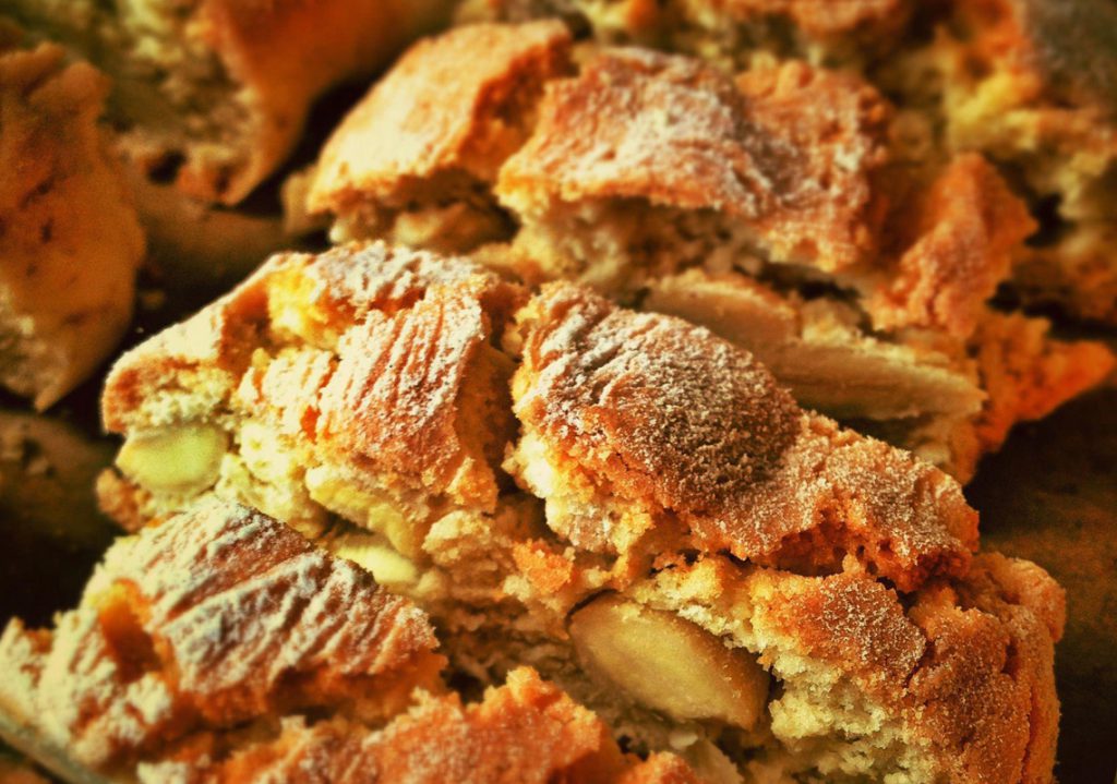 Dolci Tradizioni Toscane – Degustazione Guidata di Dessert e Liquori Locali